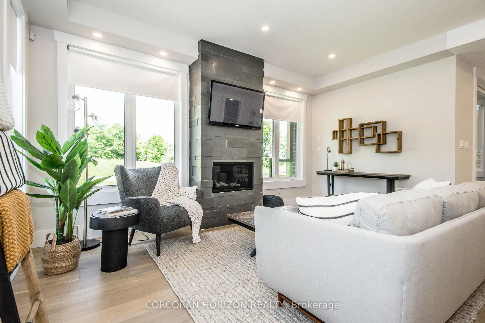 Photo 16 of 156 Newman Drive, Cambridge — HOMEH