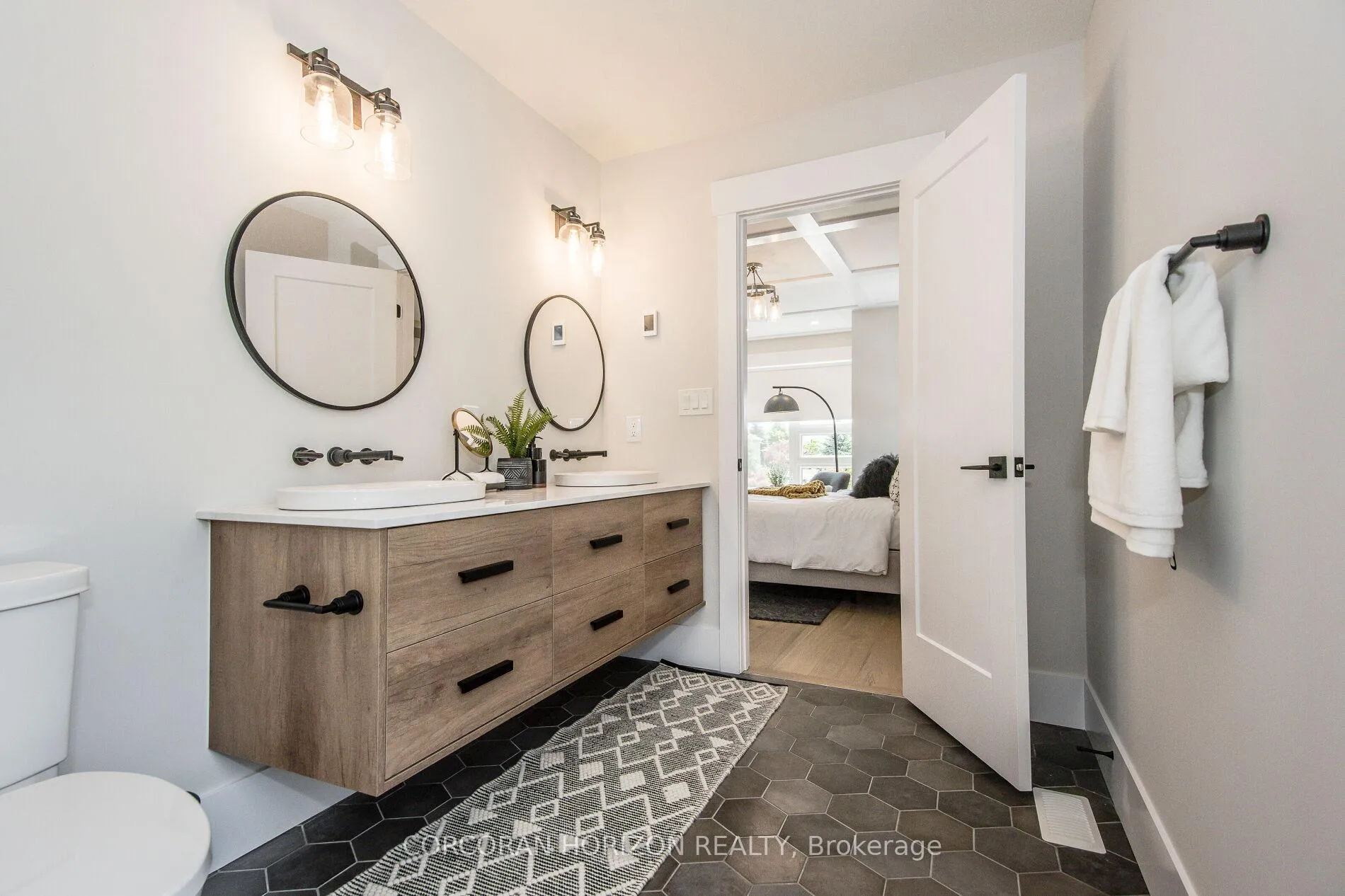 Photo 31 of 156 Newman Drive, Cambridge — HOMEH