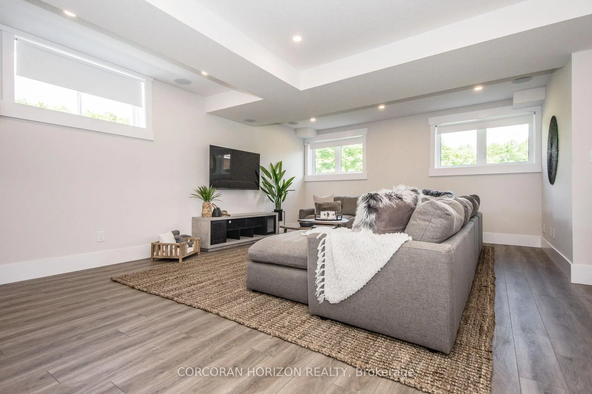 Photo 33 of 156 Newman Drive, Cambridge — HOMEH