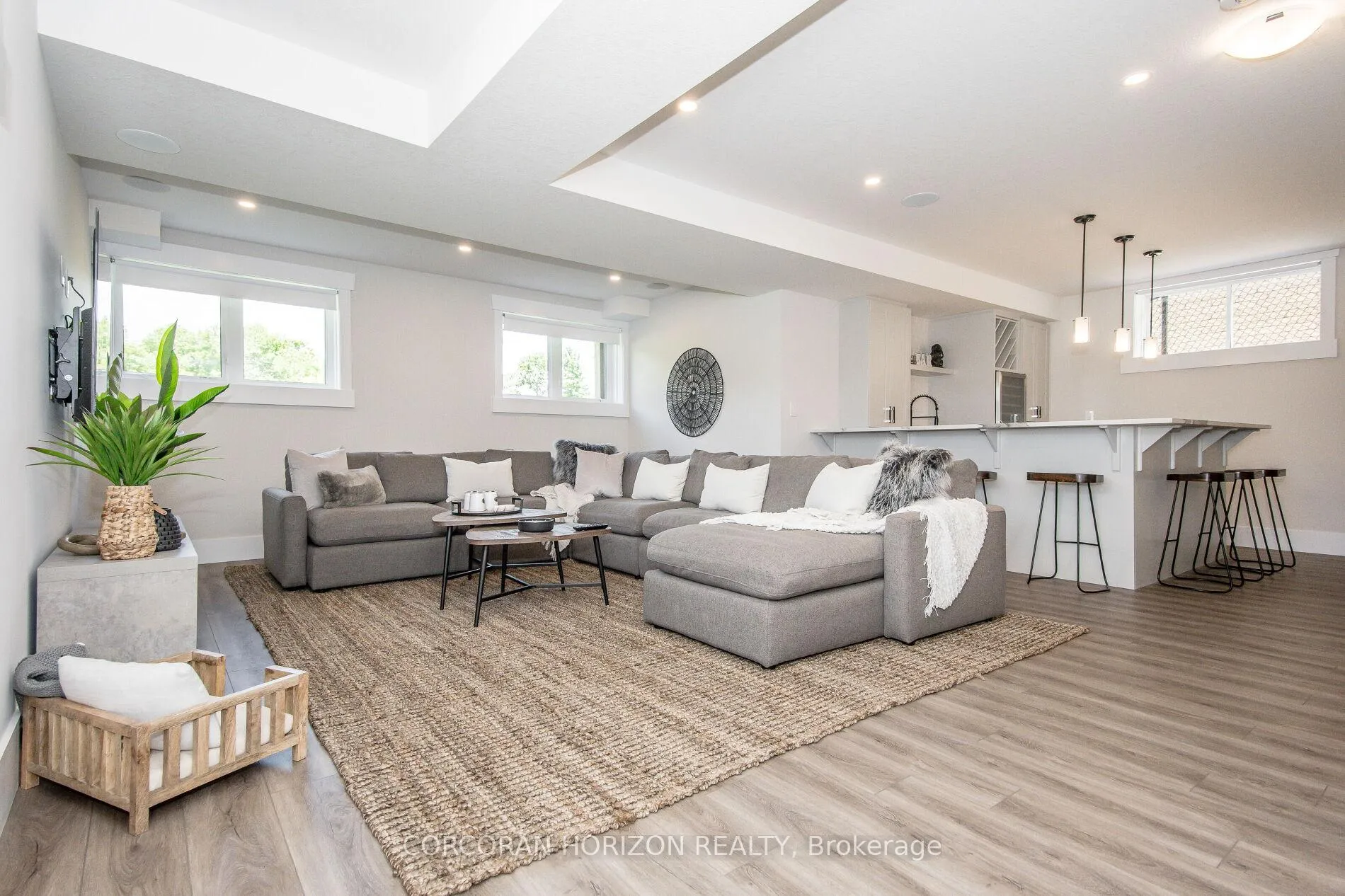Photo 34 of 156 Newman Drive, Cambridge — HOMEH