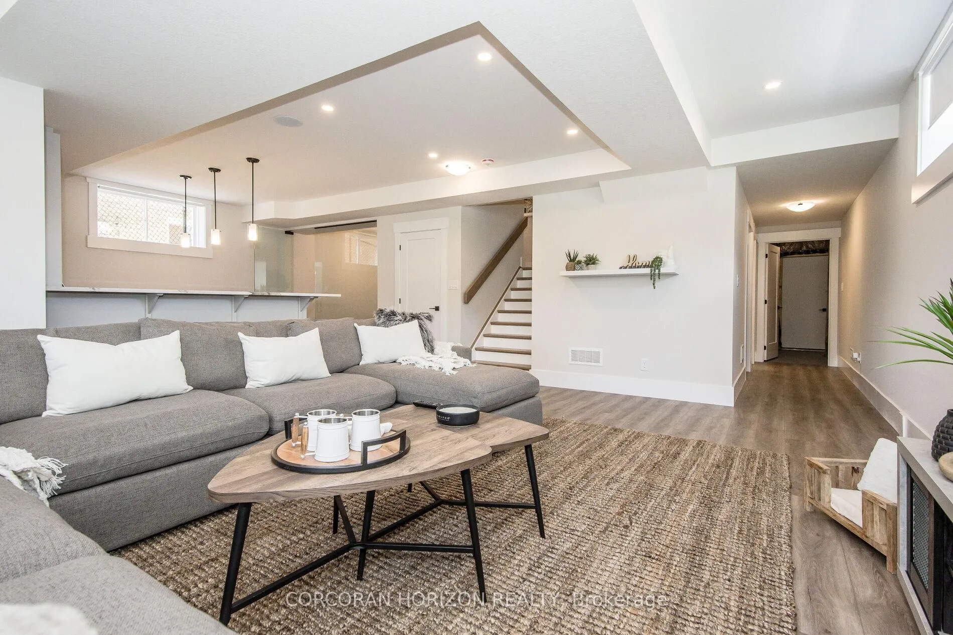 Photo 35 of 156 Newman Drive, Cambridge — HOMEH
