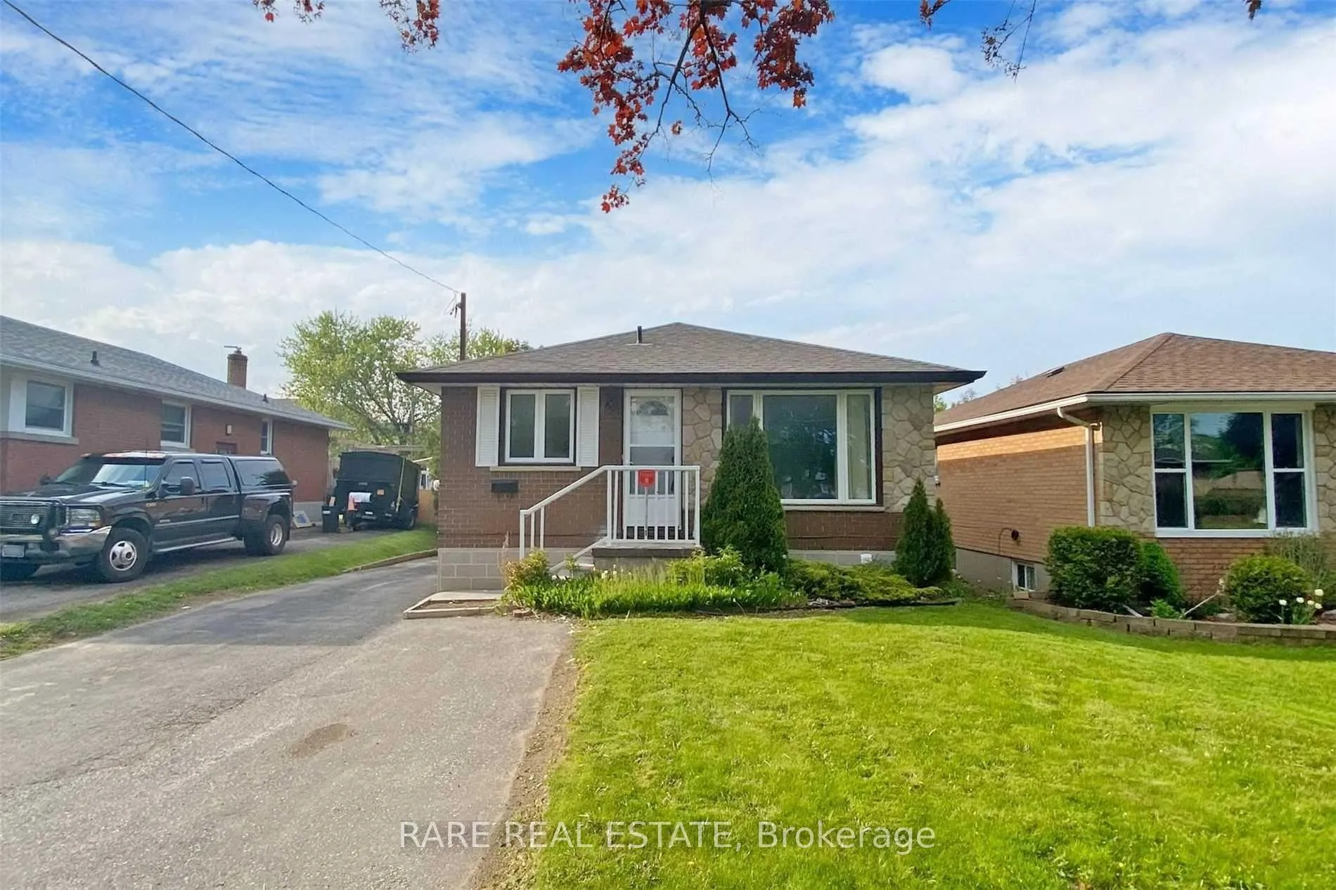 Photo 2 of Unit #Main, 346 Conant Street, Oshawa, Lakeview — HOMEH