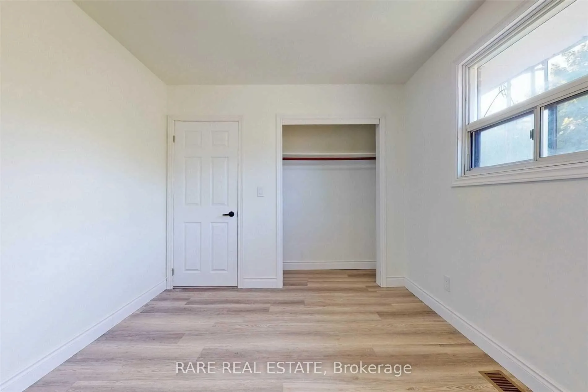 Photo 15 of Unit #Main, 346 Conant Street, Oshawa, Lakeview — HOMEH