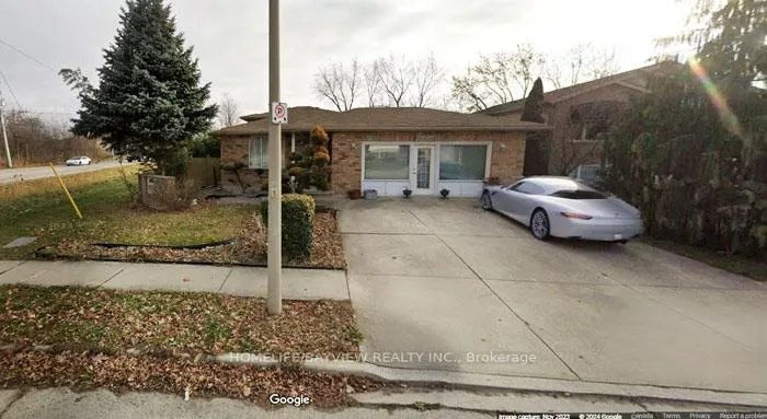 Photo 1 of 3800 Devonwood Avenue, Windsor — HOMEH