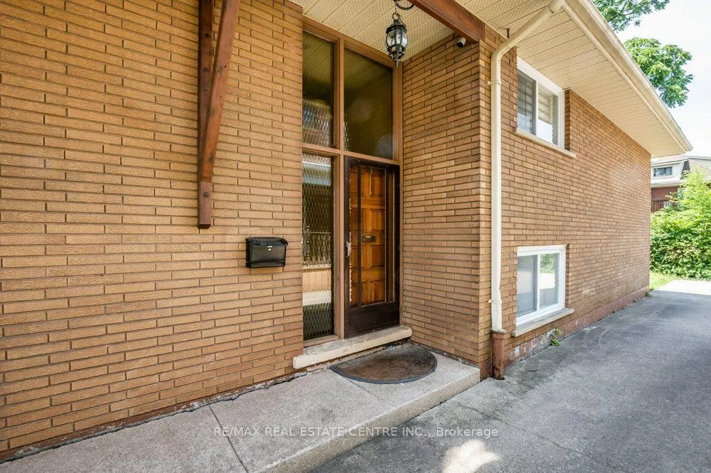 Photo 4 of 16 Cottage Avenue, Hamilton, Kirkendall — HOMEH