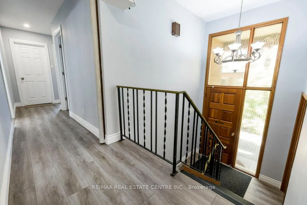 Photo 5 of 16 Cottage Avenue, Hamilton, Kirkendall — HOMEH