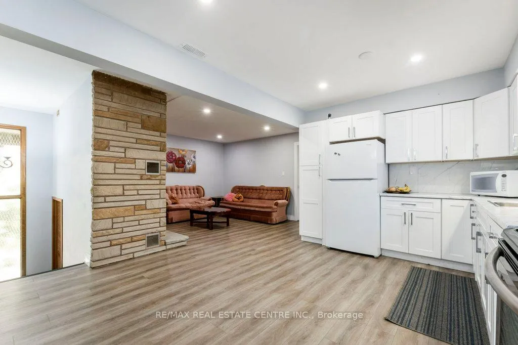 Photo 8 of 16 Cottage Avenue, Hamilton, Kirkendall — HOMEH