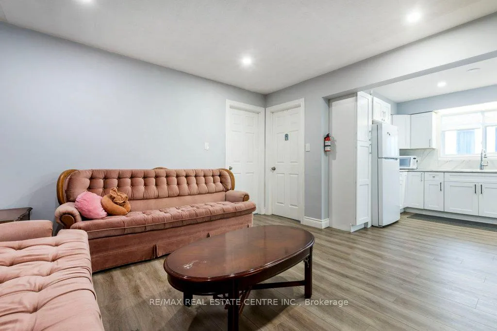 Photo 13 of 16 Cottage Avenue, Hamilton, Kirkendall — HOMEH