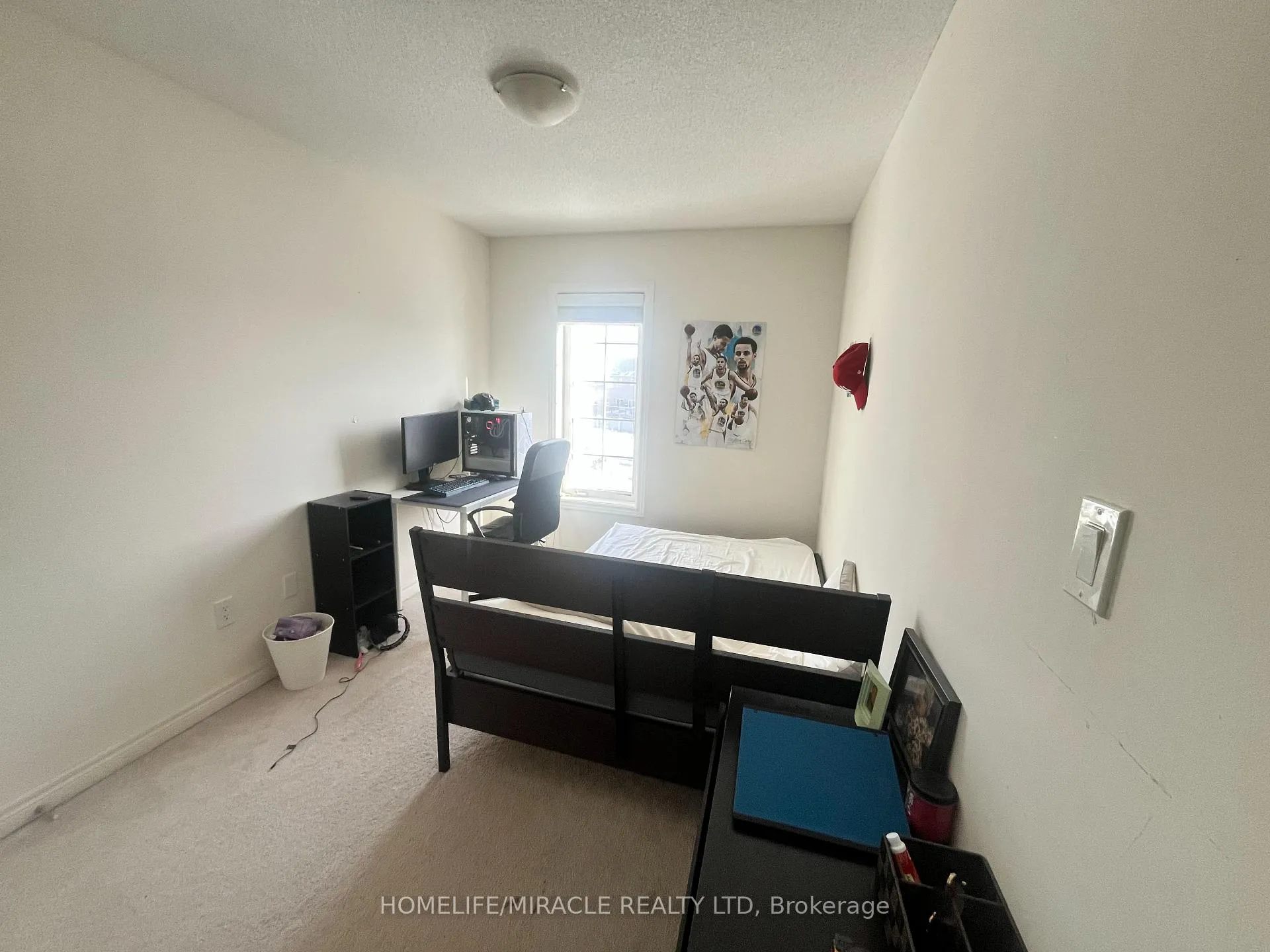 Photo 7 of 16 Botanical Avenue, Brampton, Credit Valley — HOMEH