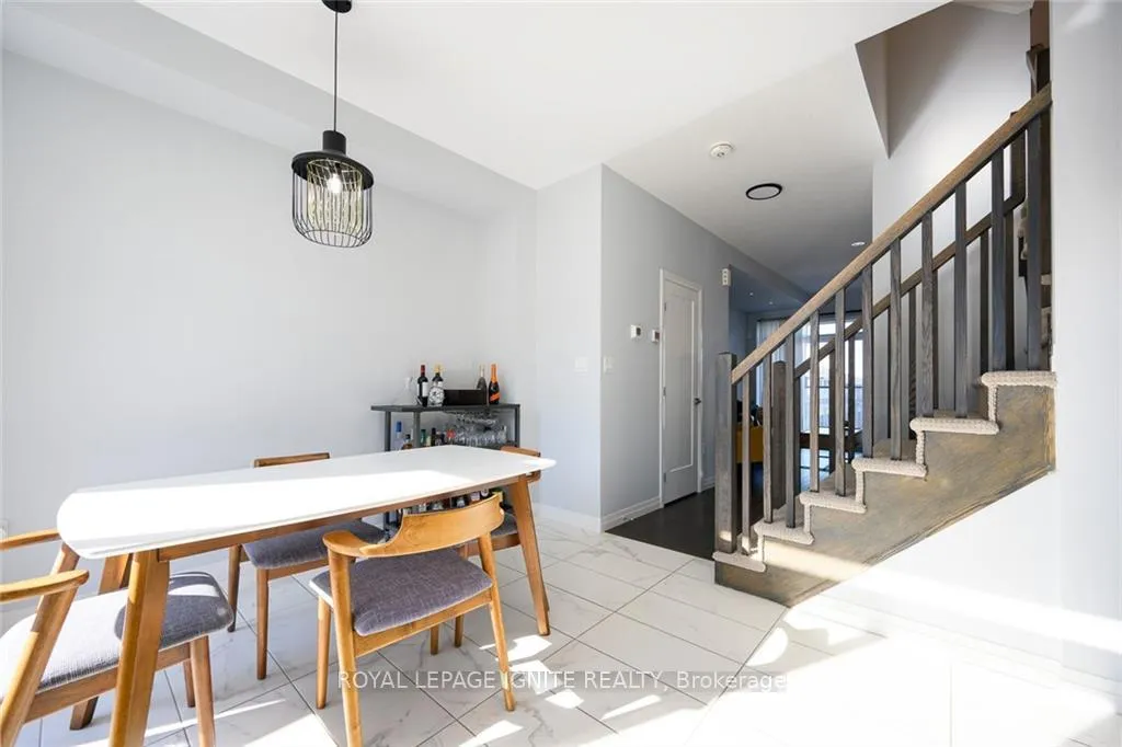 Photo 14 of 23 Soho Street, Hamilton, Stoney Creek Mountain — HOMEH