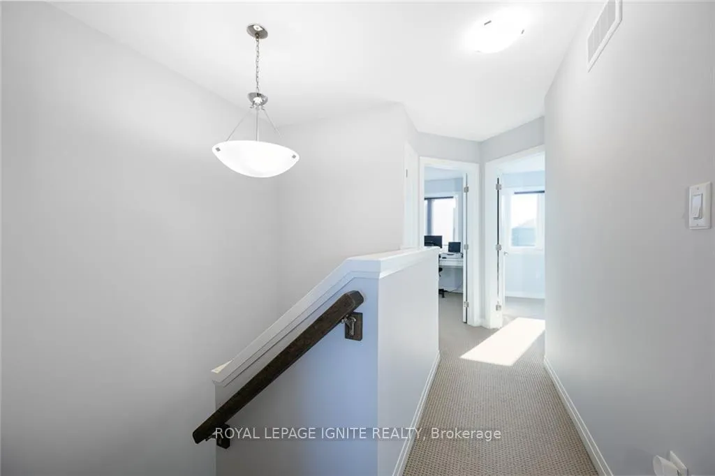Photo 18 of 23 Soho Street, Hamilton, Stoney Creek Mountain — HOMEH