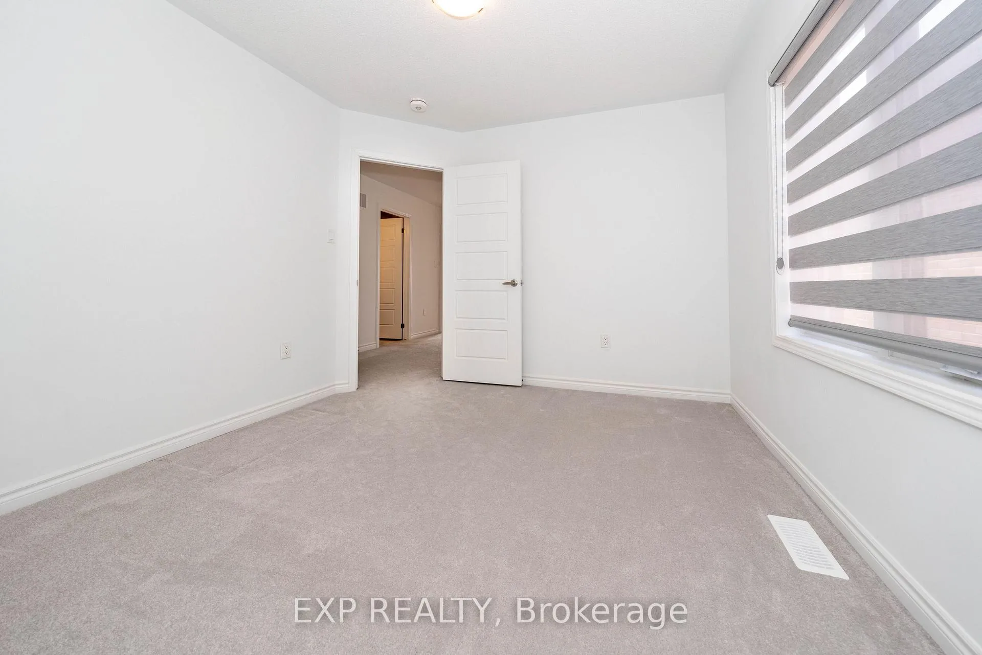 Photo 27 of 558 Kennedy Circle W, Milton, Cobban — HOMEH