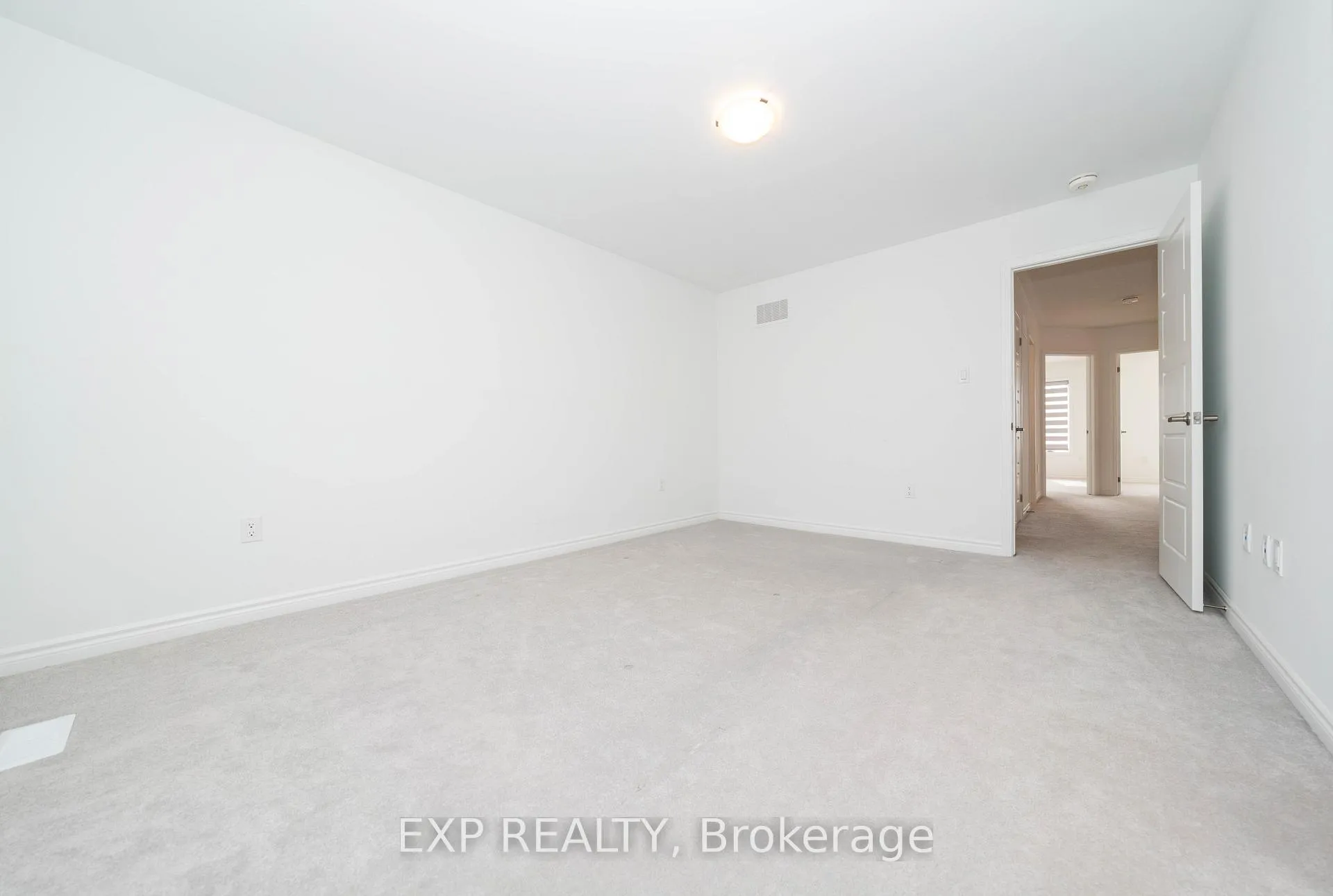 Photo 30 of 558 Kennedy Circle W, Milton, Cobban — HOMEH