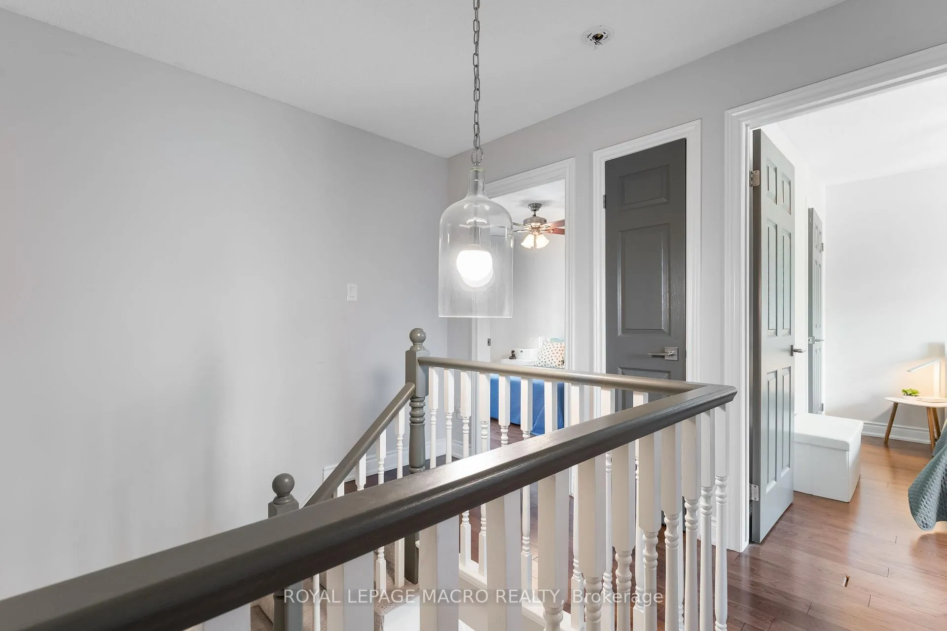 Photo 17 of 14 Coopershawk Crescent, Hamilton, Carpenter — HOMEH