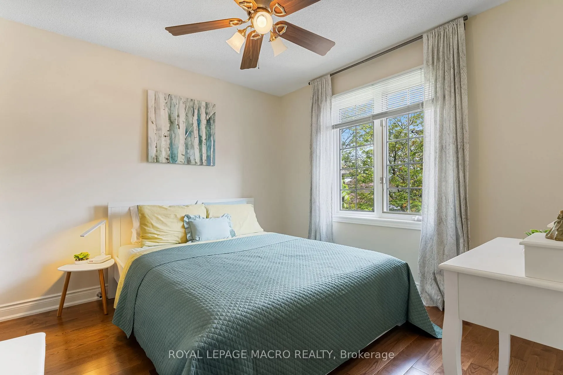 Photo 24 of 14 Coopershawk Crescent, Hamilton, Carpenter — HOMEH