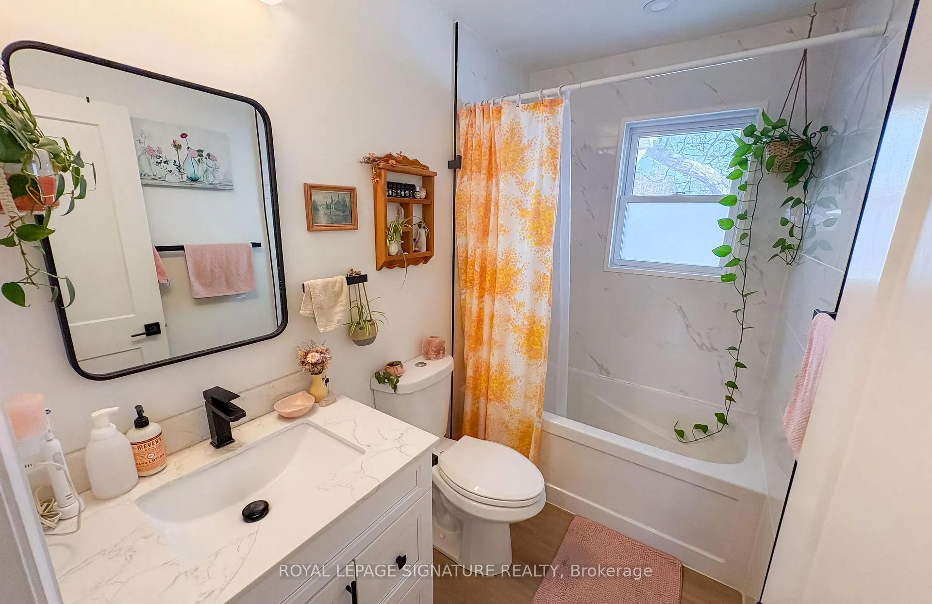 Photo 9 of Unit Main, 437 Upper Kenilworth Avenue, Hamilton, Huntington — HOMEH