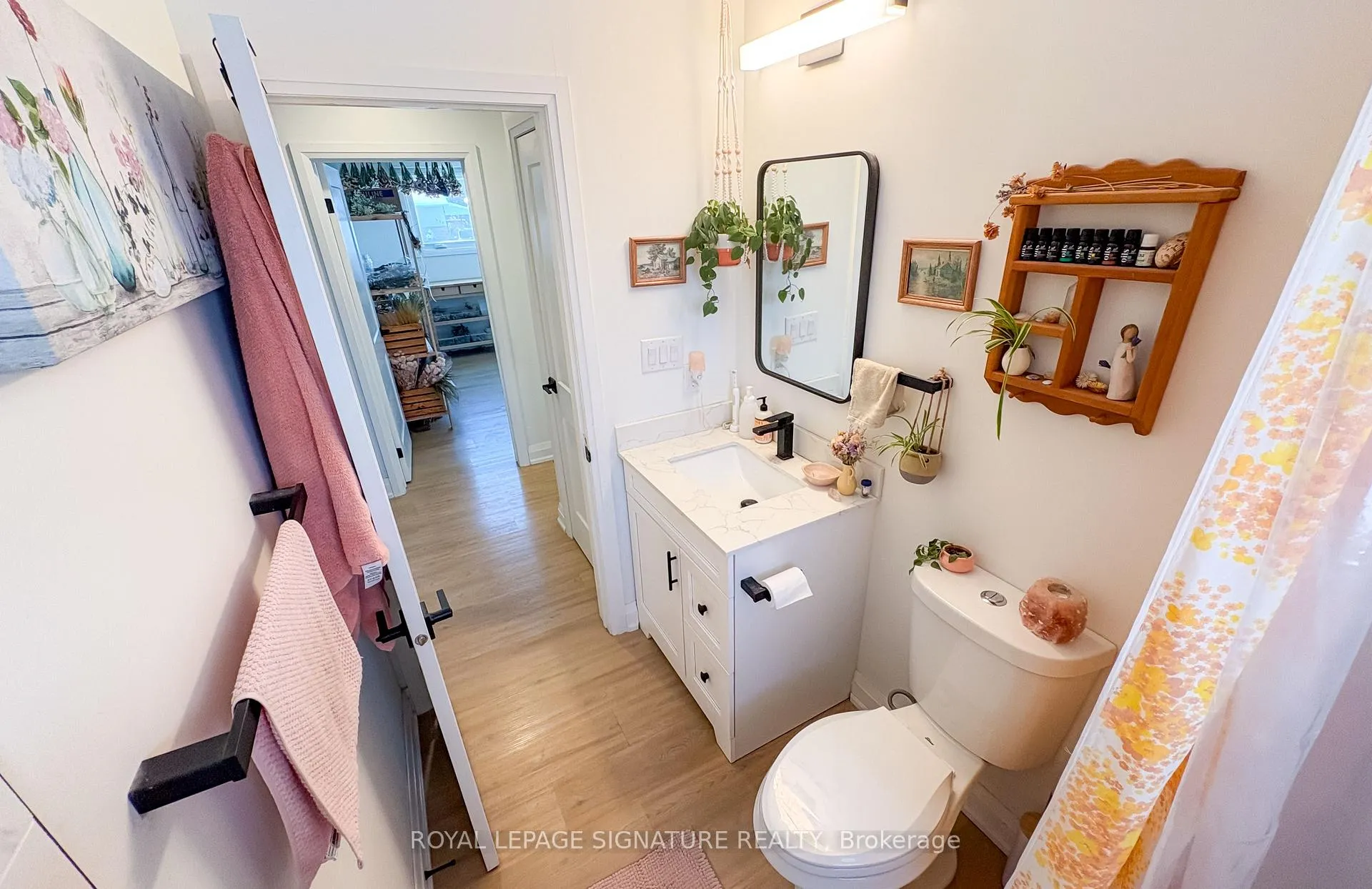 Photo 10 of Unit Main, 437 Upper Kenilworth Avenue, Hamilton, Huntington — HOMEH