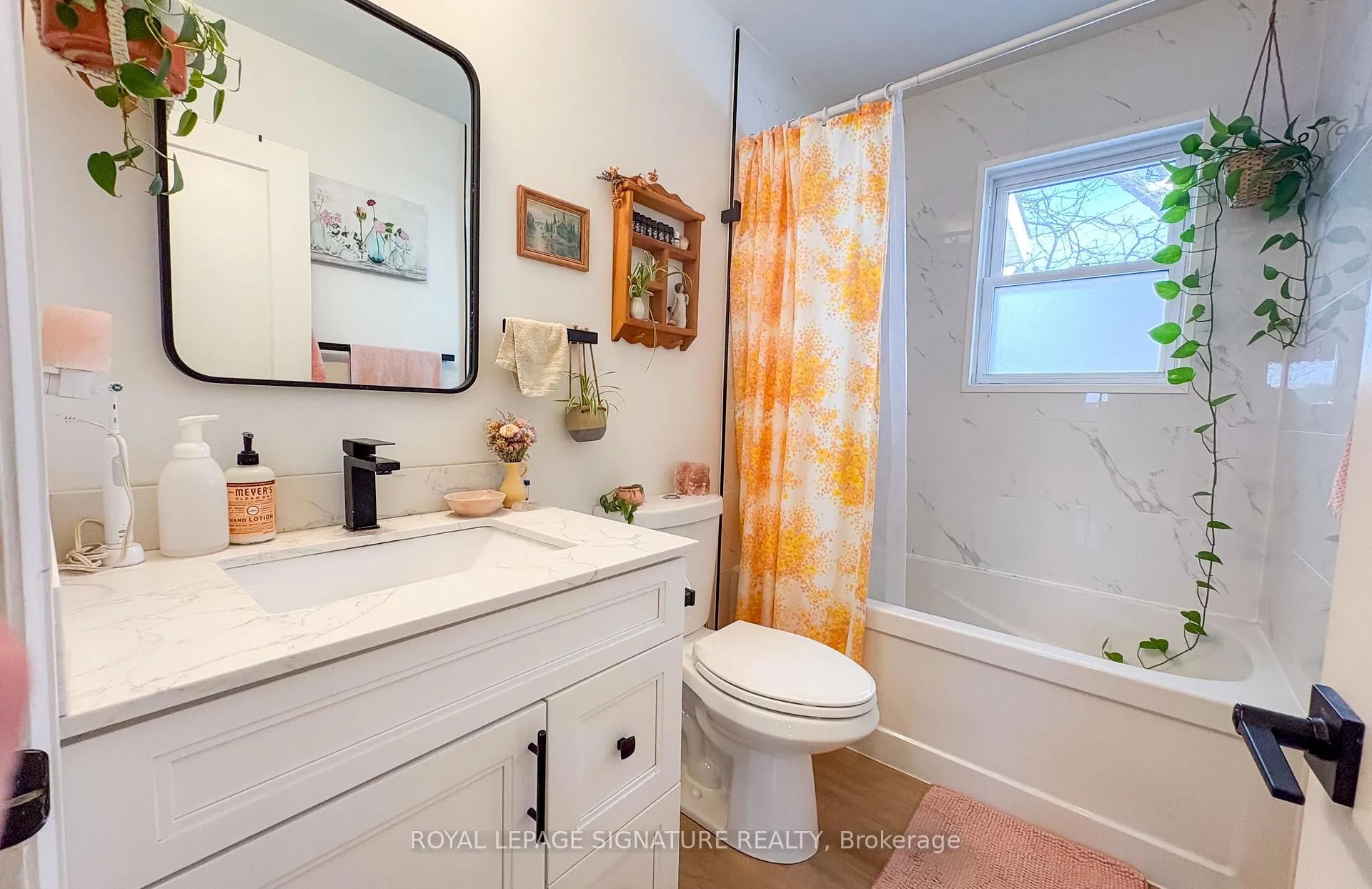 Photo 11 of Unit Main, 437 Upper Kenilworth Avenue, Hamilton, Huntington — HOMEH