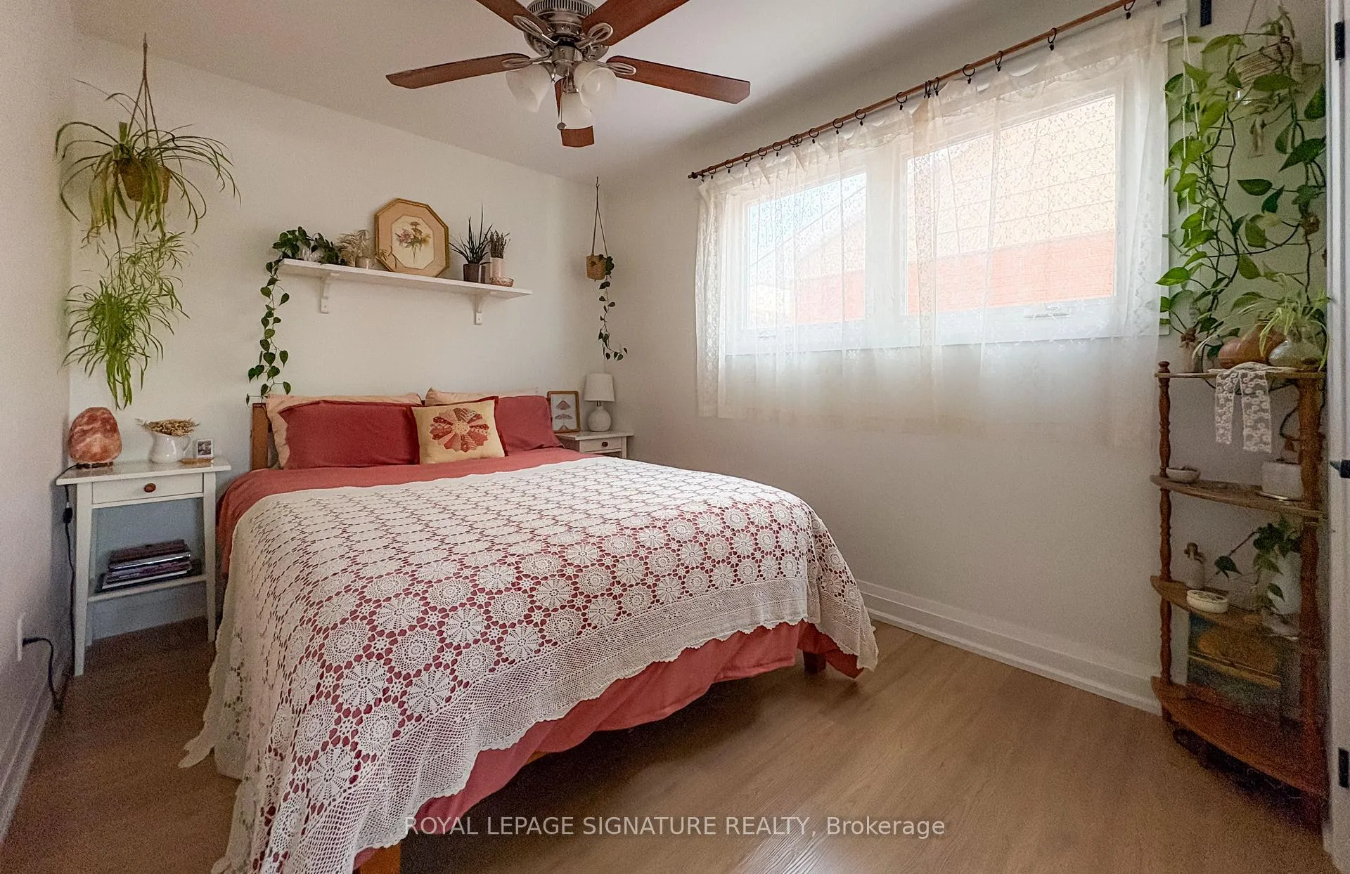 Photo 12 of Unit Main, 437 Upper Kenilworth Avenue, Hamilton, Huntington — HOMEH