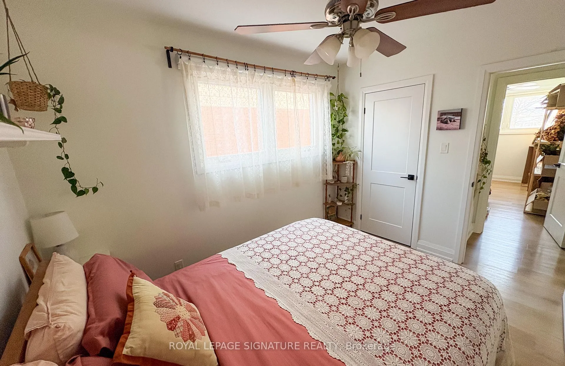 Photo 13 of Unit Main, 437 Upper Kenilworth Avenue, Hamilton, Huntington — HOMEH