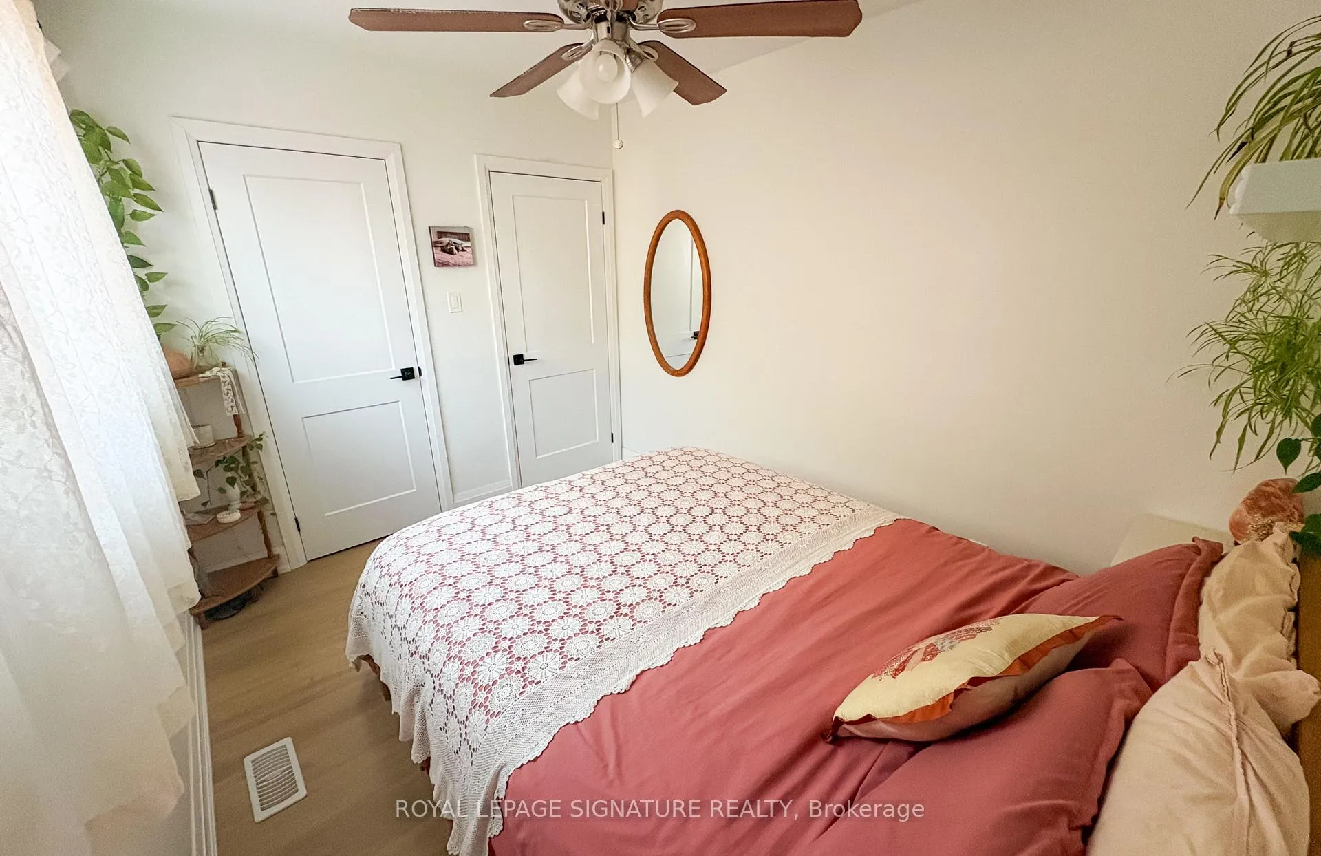Photo 14 of Unit Main, 437 Upper Kenilworth Avenue, Hamilton, Huntington — HOMEH