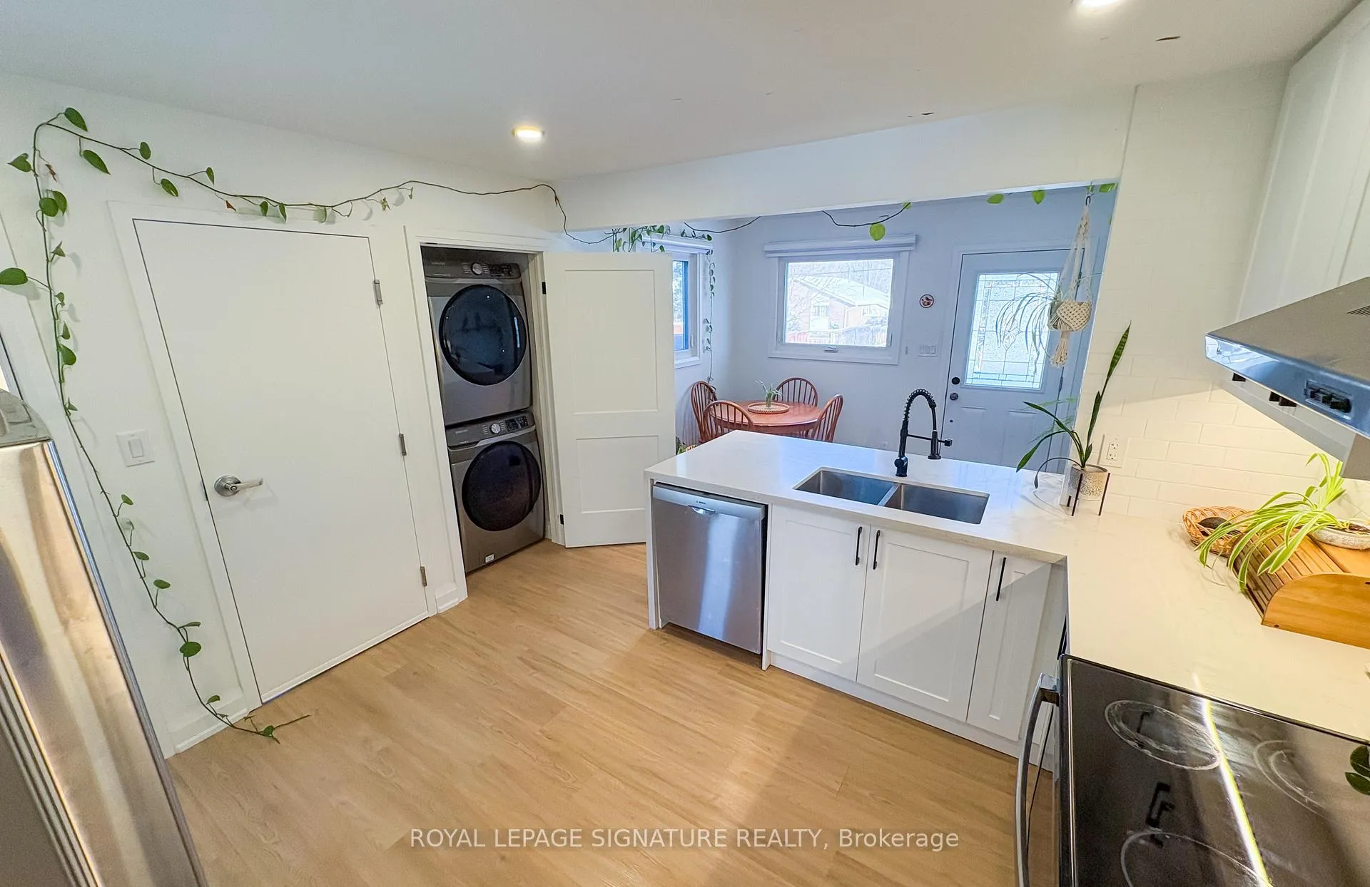 Photo 19 of Unit Main, 437 Upper Kenilworth Avenue, Hamilton, Huntington — HOMEH