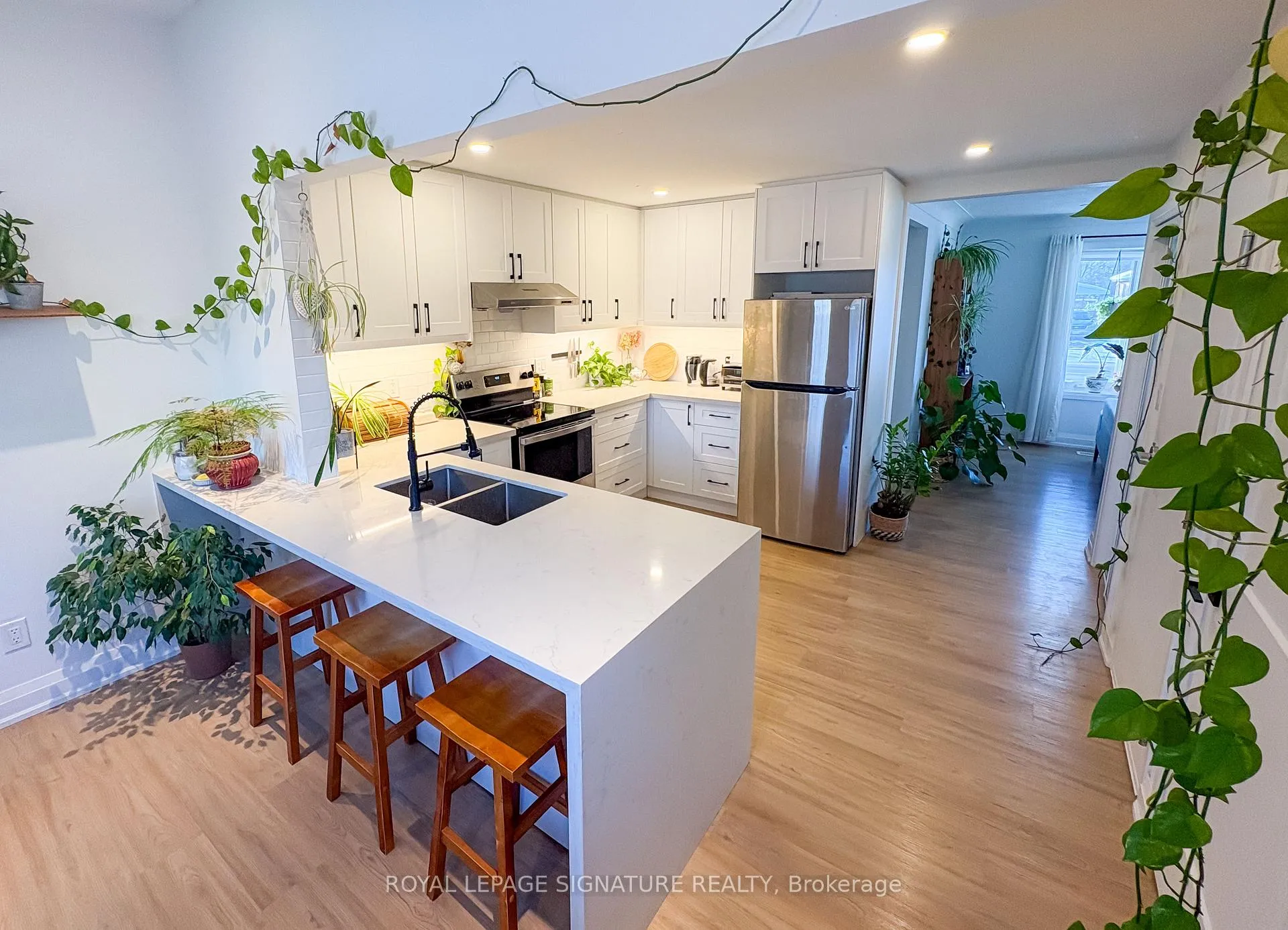Photo 24 of Unit Main, 437 Upper Kenilworth Avenue, Hamilton, Huntington — HOMEH