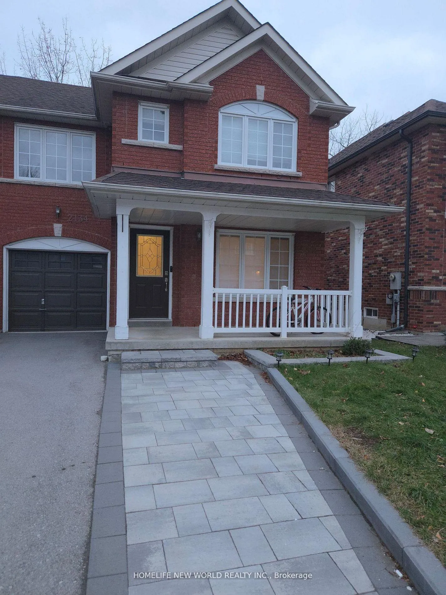 Front of 2134 Erin Gate Boulevard