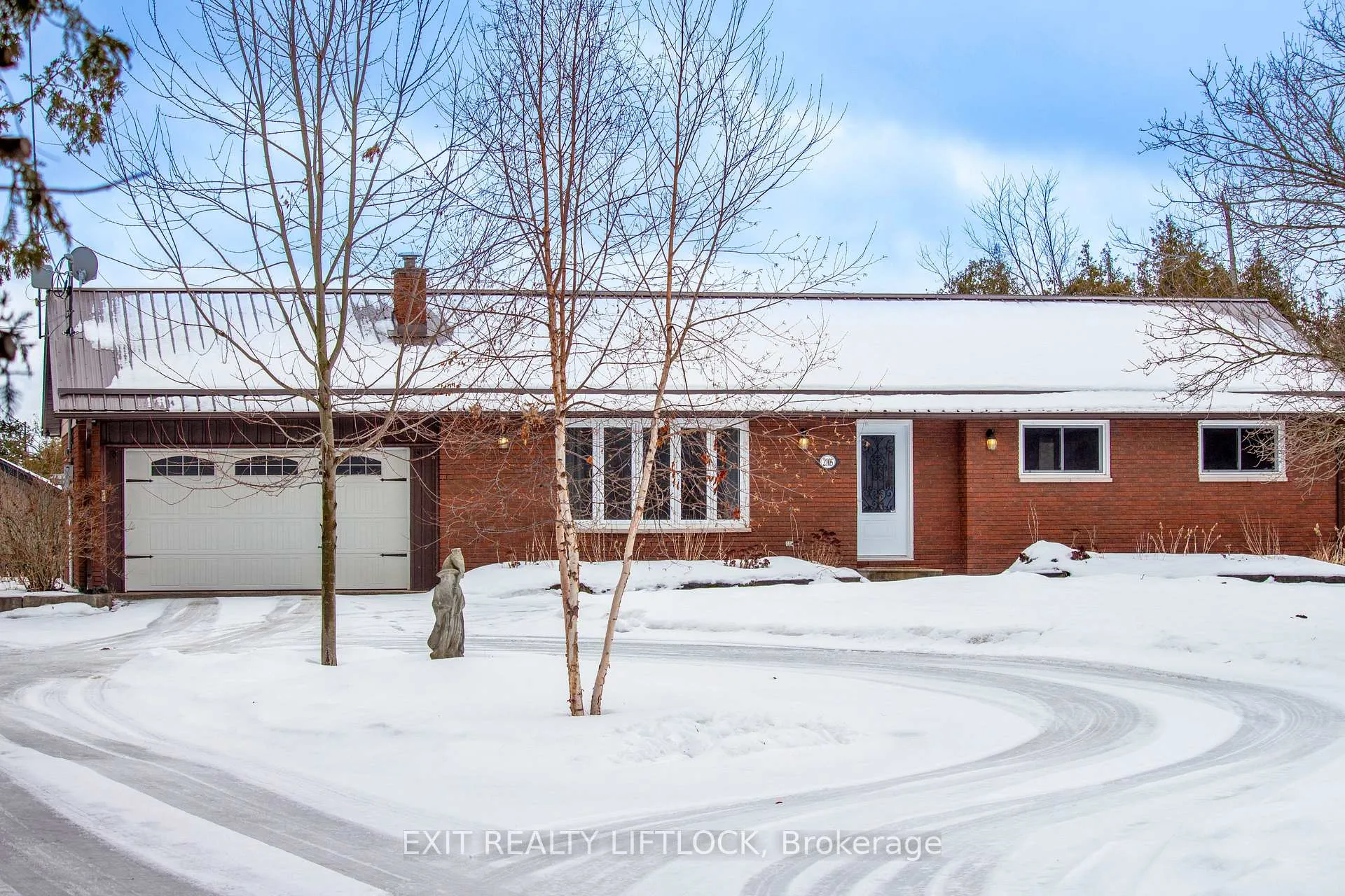 Photo 1 of 2105 Deer Bay Road, Selwyn — HOMEH