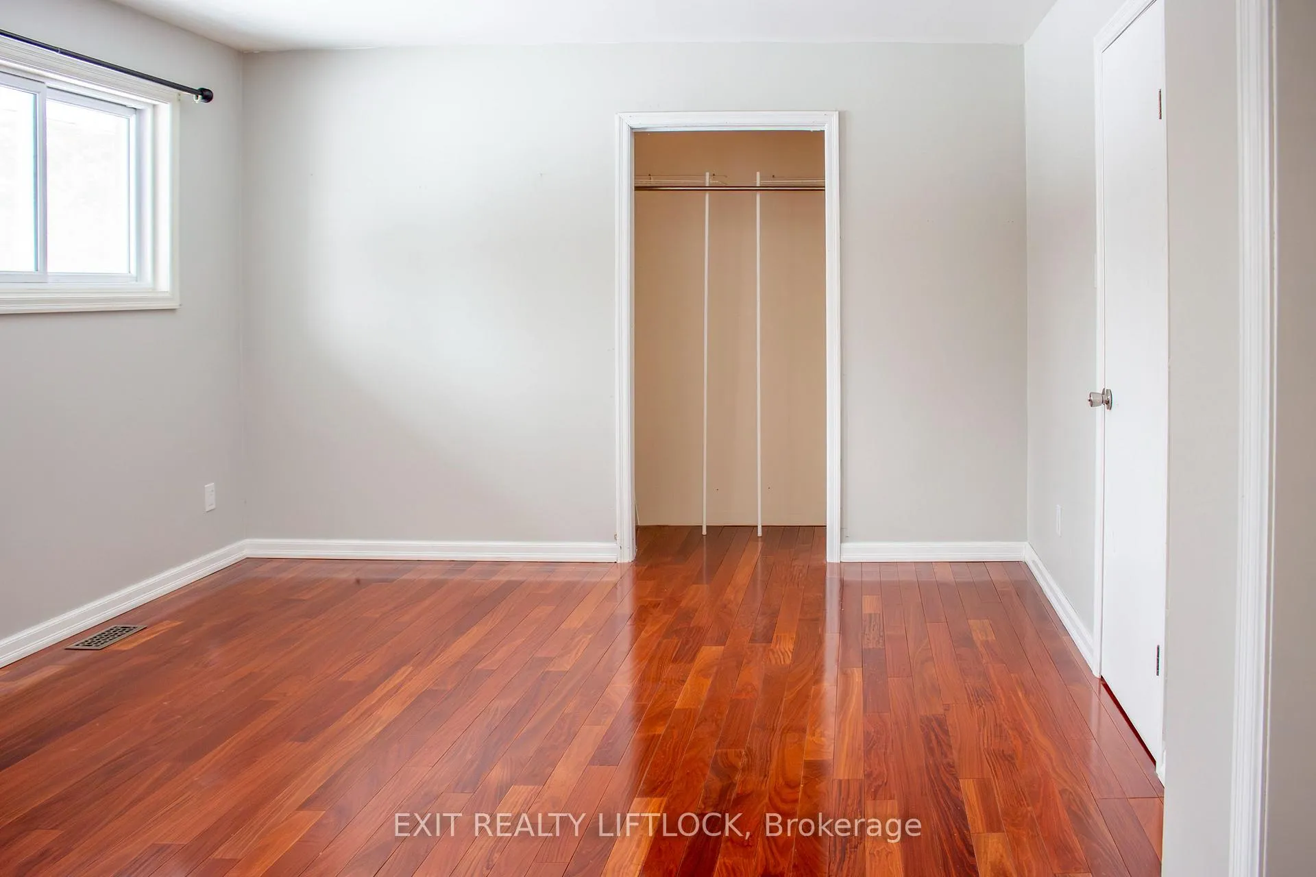 Photo 13 of 2105 Deer Bay Road, Selwyn — HOMEH