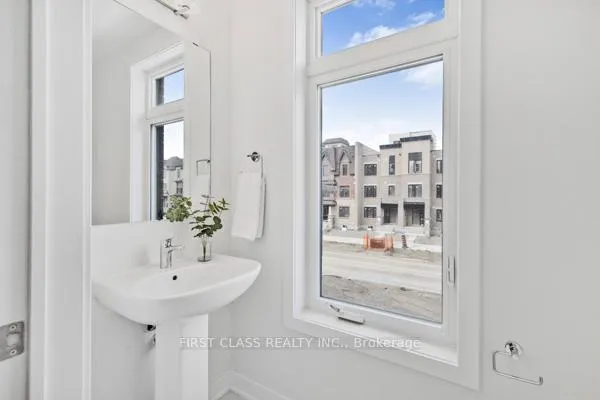 Photo 12 of 16 Jessica Antonella Street, Markham, Angus Glen — HOMEH