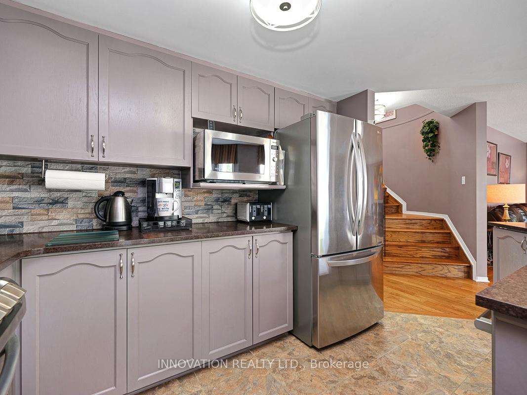 Photo 12 of 35 Summerwind Crescent, Ottawa, Barrhaven East — HOMEH