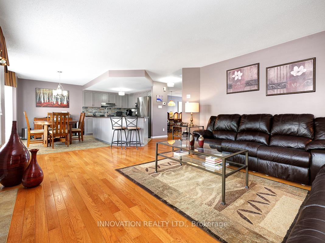 Photo 17 of 35 Summerwind Crescent, Ottawa, Barrhaven East — HOMEH