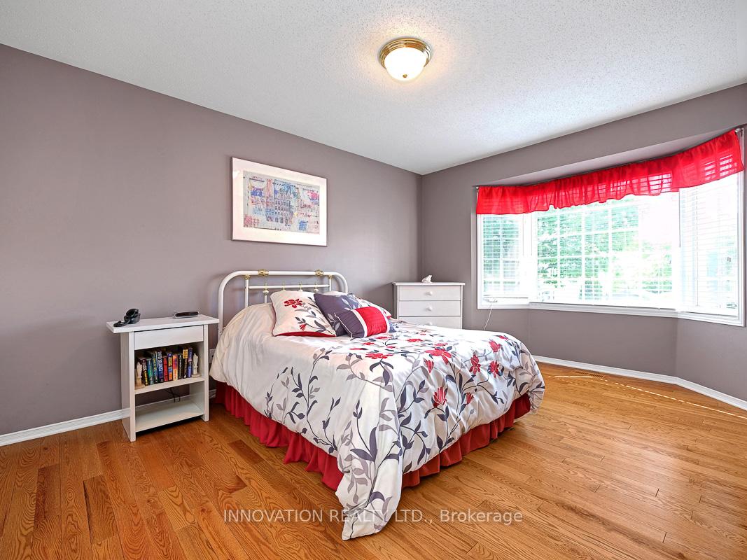 Photo 25 of 35 Summerwind Crescent, Ottawa, Barrhaven East — HOMEH