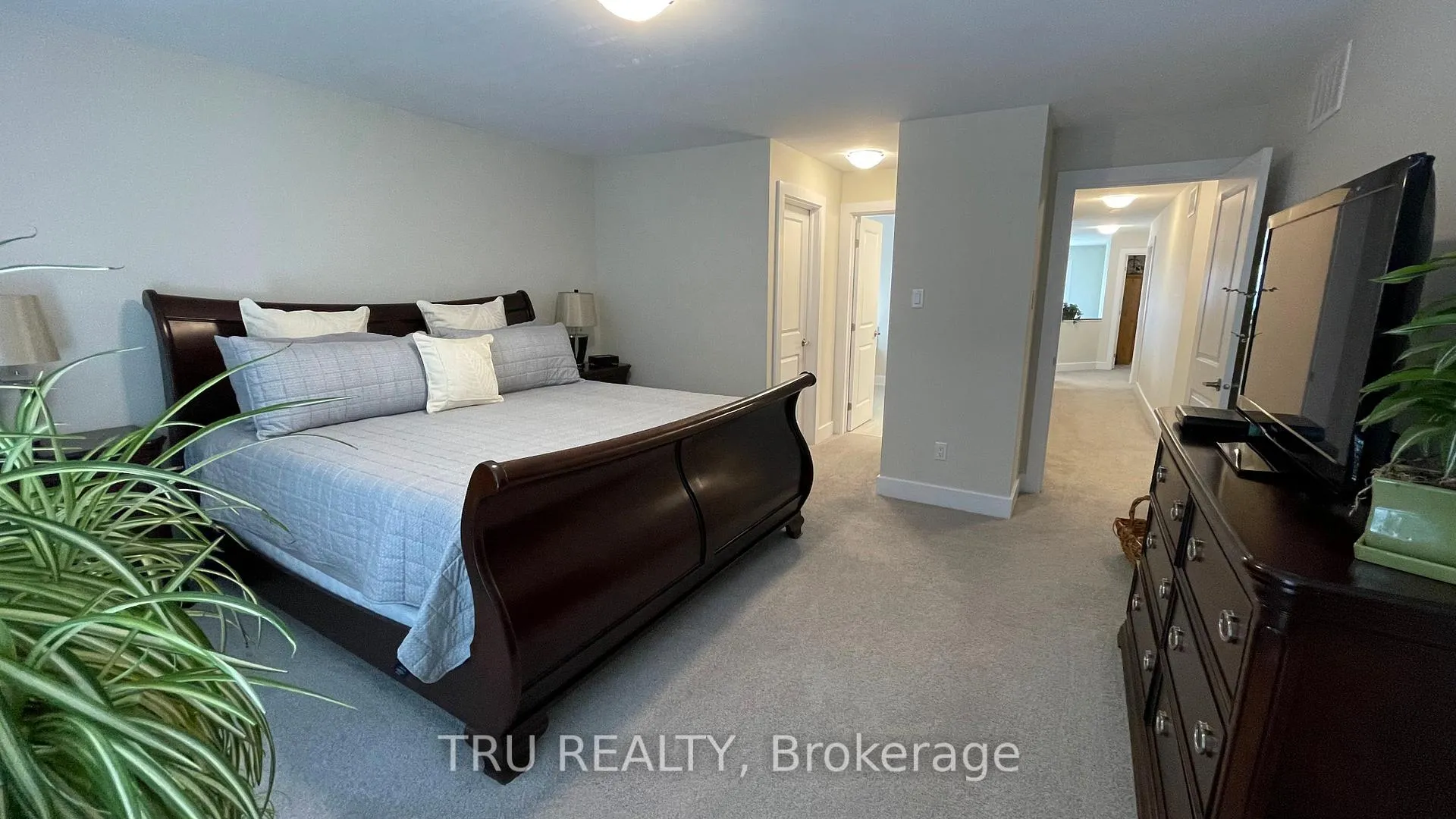 Photo 21 of 81 Dunlop Road, Carleton Place — HOMEH