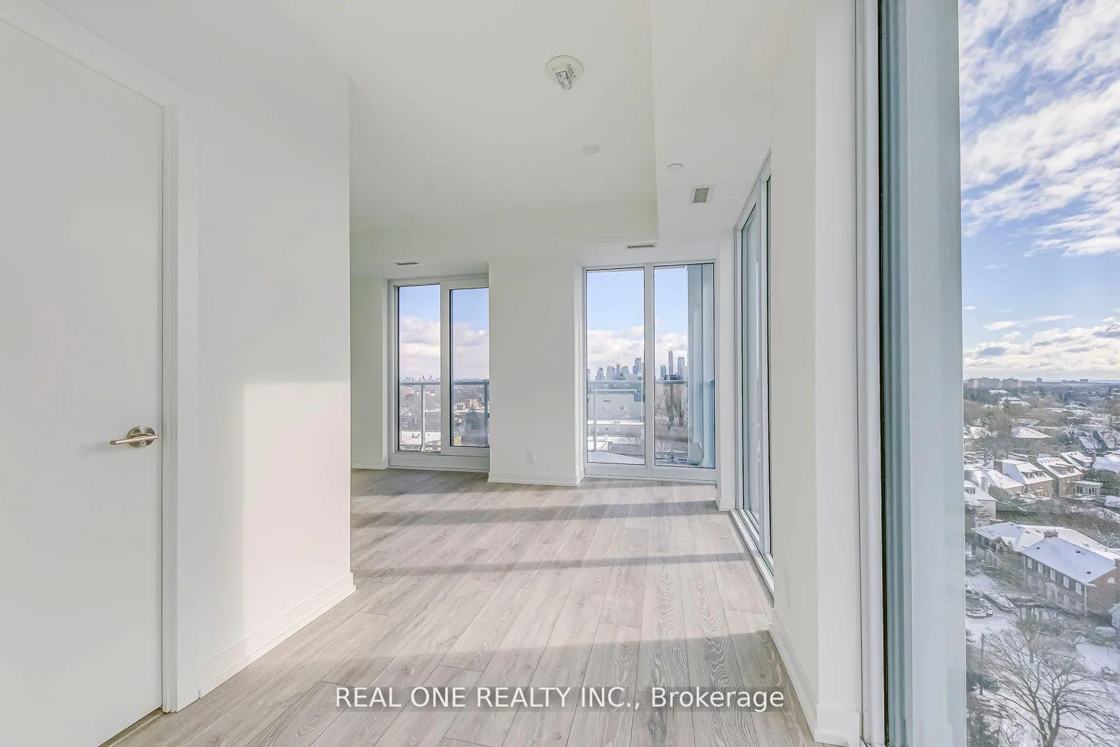 Photo 14 of Unit 1520, 2020 Bathurst Street, Toronto, Humewood-Cedarvale — HOMEH