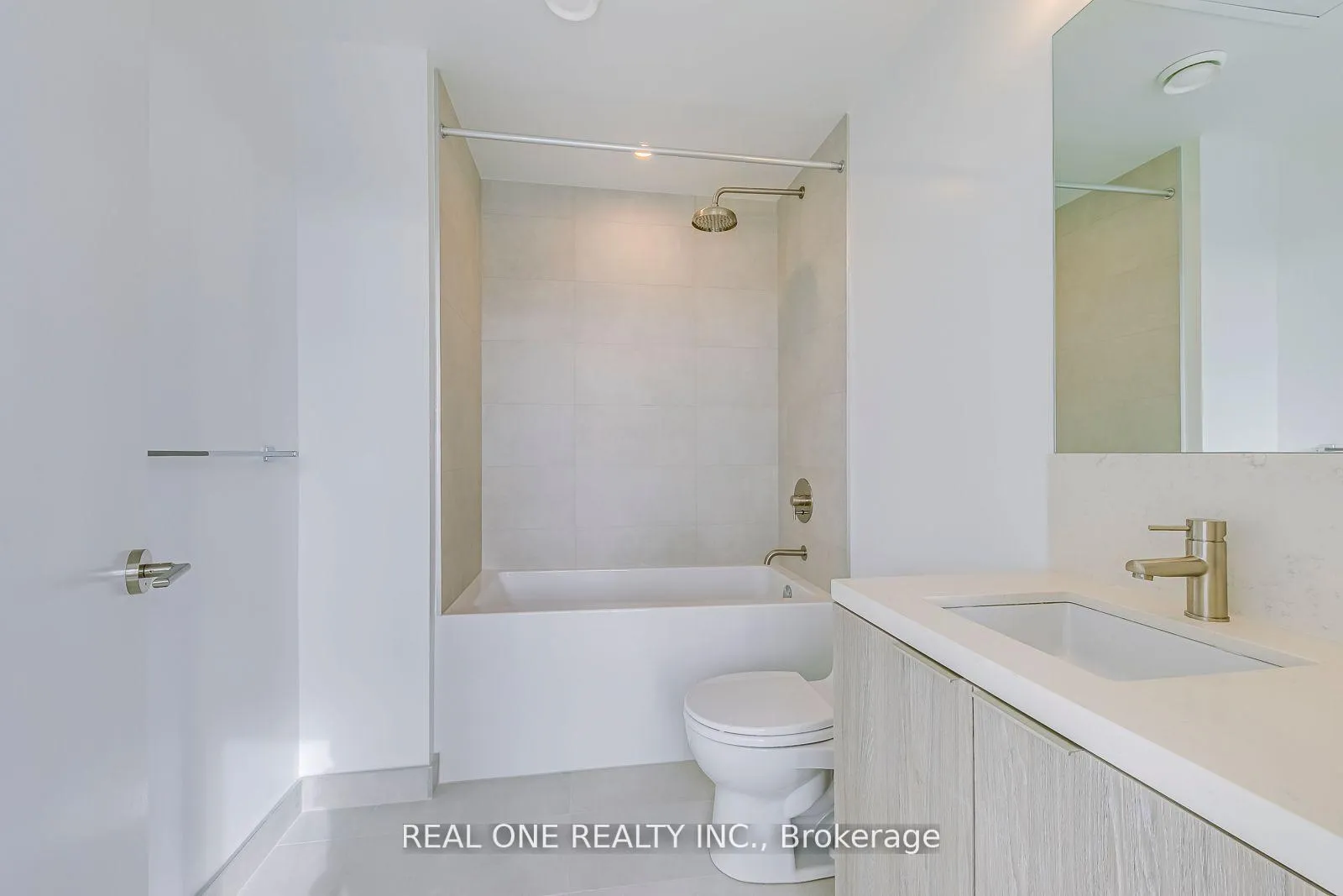 Photo 21 of Unit 1520, 2020 Bathurst Street, Toronto, Humewood-Cedarvale — HOMEH
