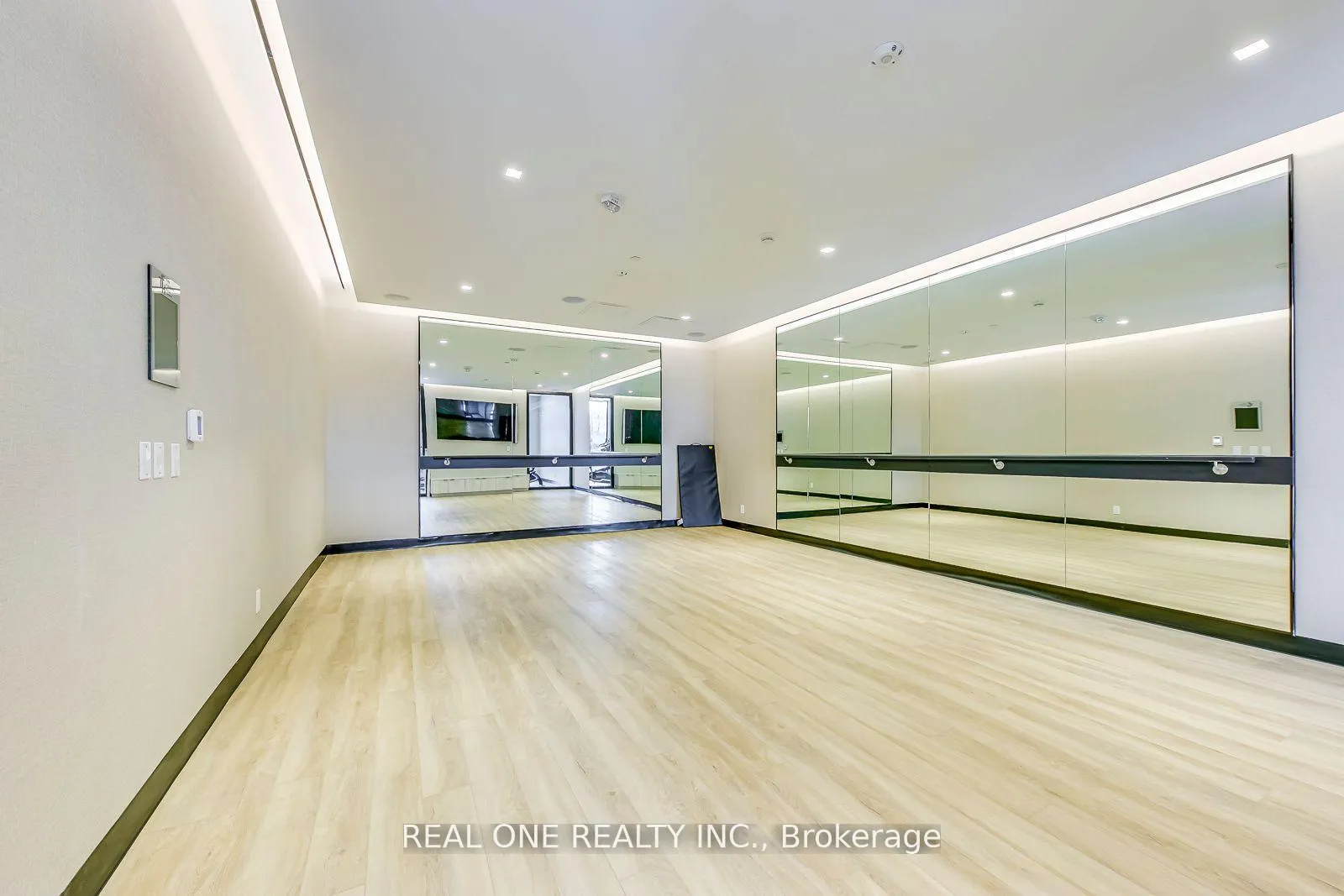 Photo 30 of Unit 1520, 2020 Bathurst Street, Toronto, Humewood-Cedarvale — HOMEH