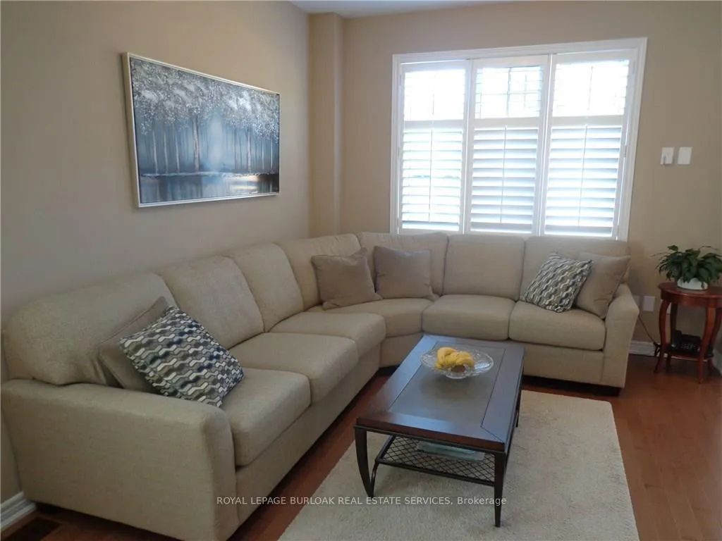 Photo 5 of 26 Walters Lane, Grimsby, Grimsby Beach — HOMEH