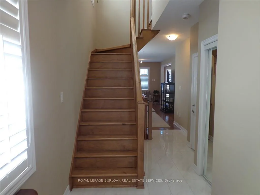 Photo 10 of 26 Walters Lane, Grimsby, Grimsby Beach — HOMEH
