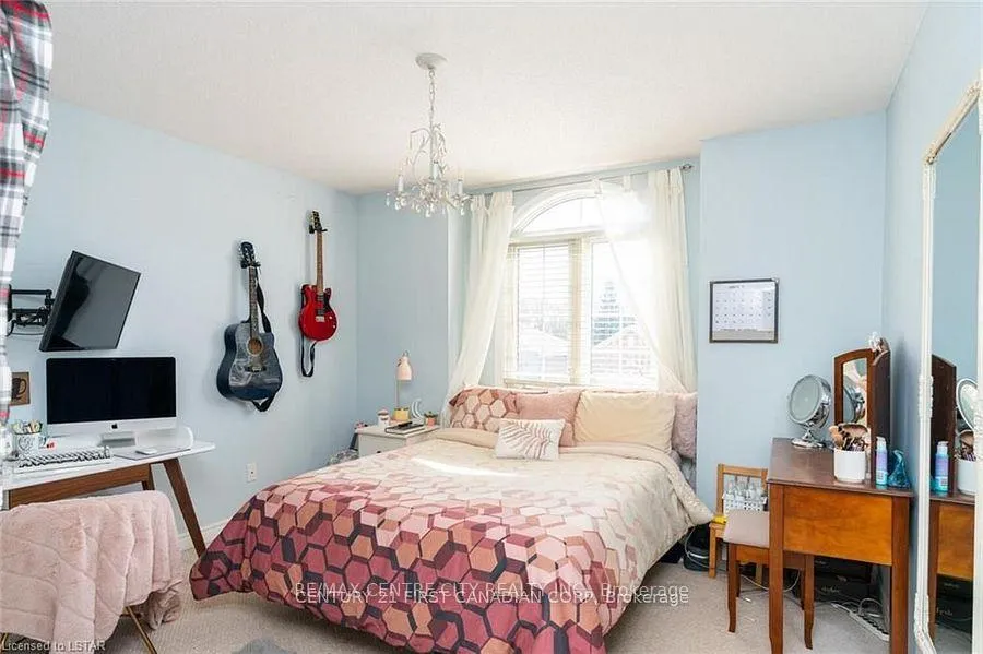 Photo 17 of 79 Donker Drive, St. Thomas — HOMEH