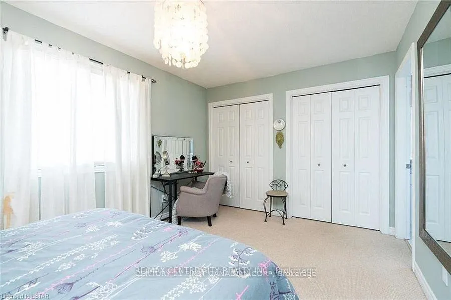Photo 23 of 79 Donker Drive, St. Thomas — HOMEH