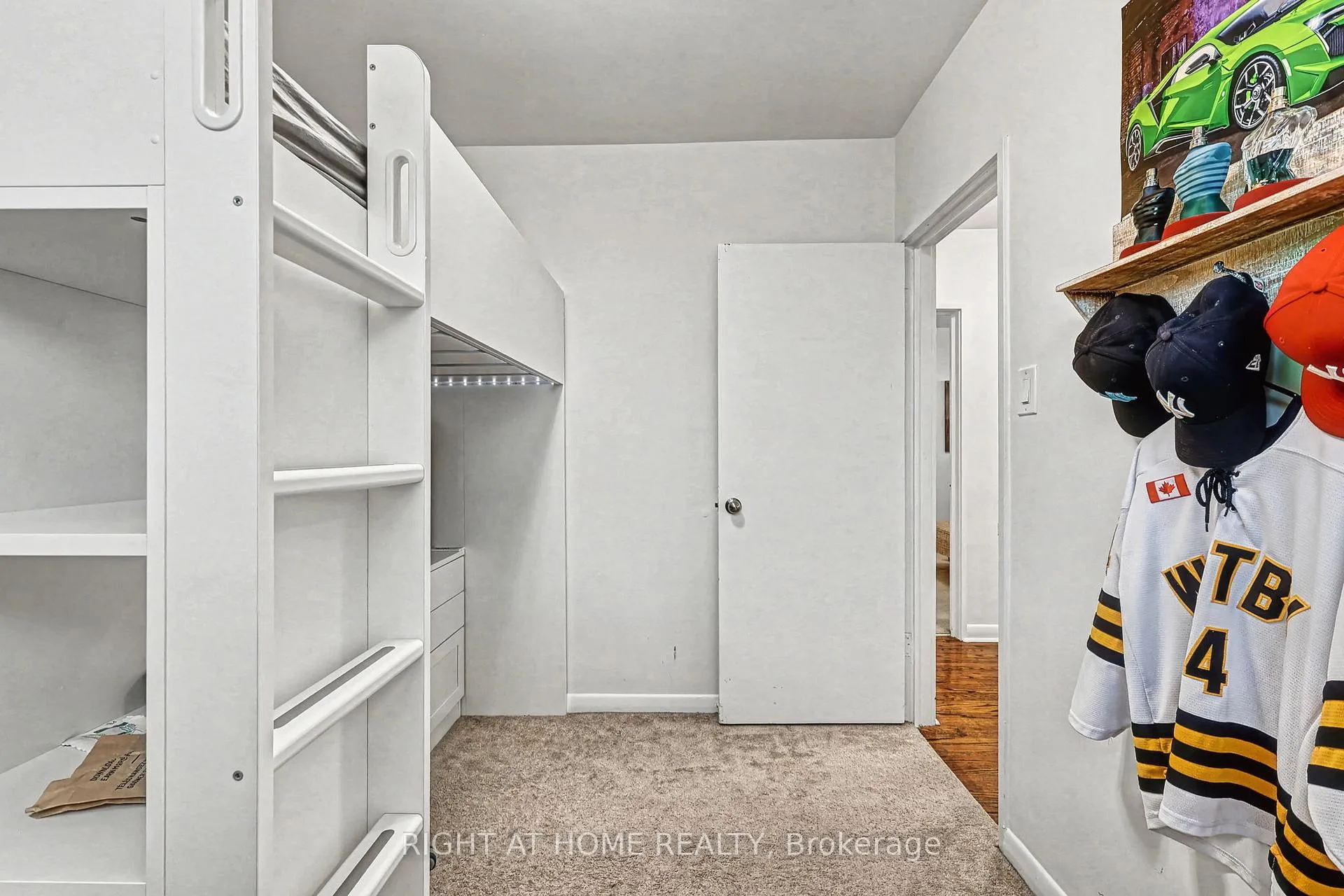 Photo 14 of Unit Main, 1015 Walton Boulevard, Whitby, Williamsburg — HOMEH
