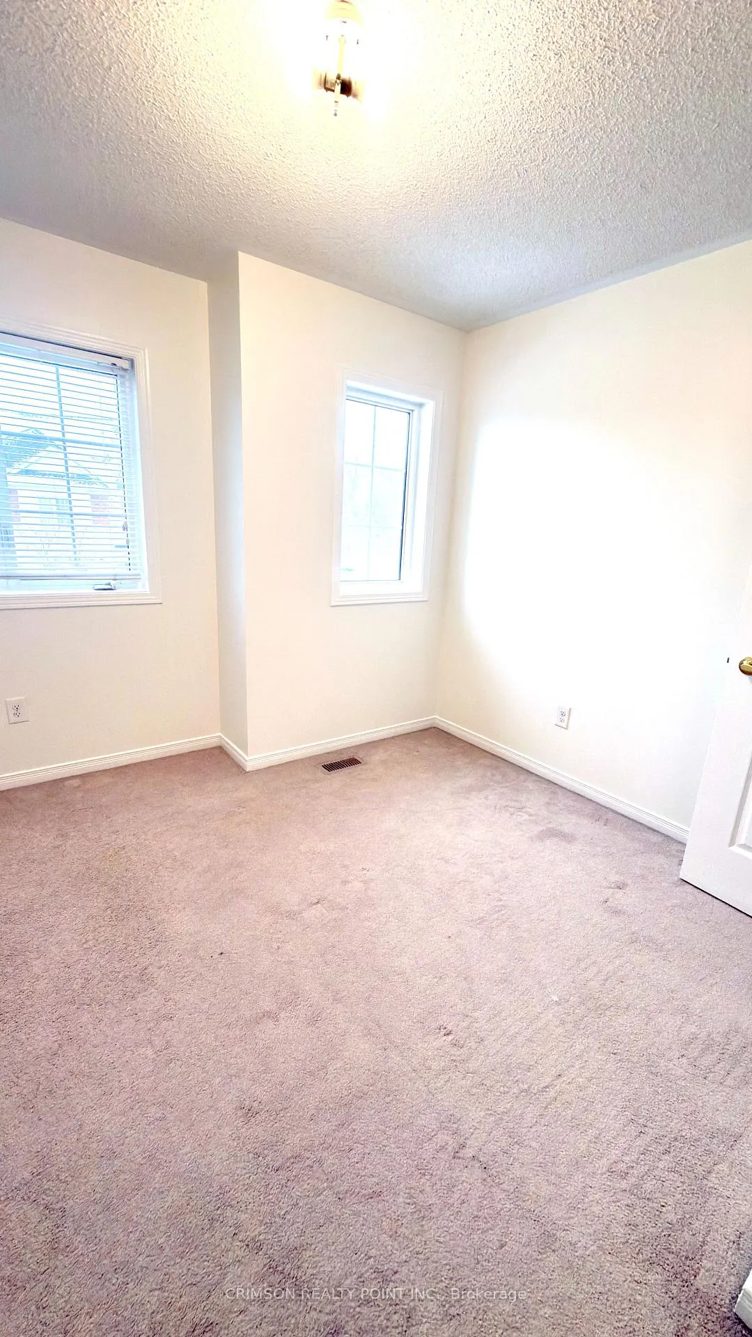 Photo 18 of 1381 Brandon Terrace, Milton, Dempsey — HOMEH