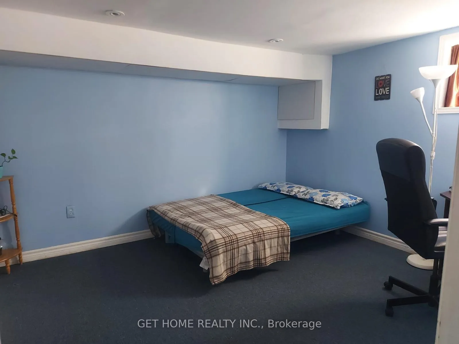 Photo 13 of 23 Finchgate Boulevard, Brampton, Southgate — HOMEH