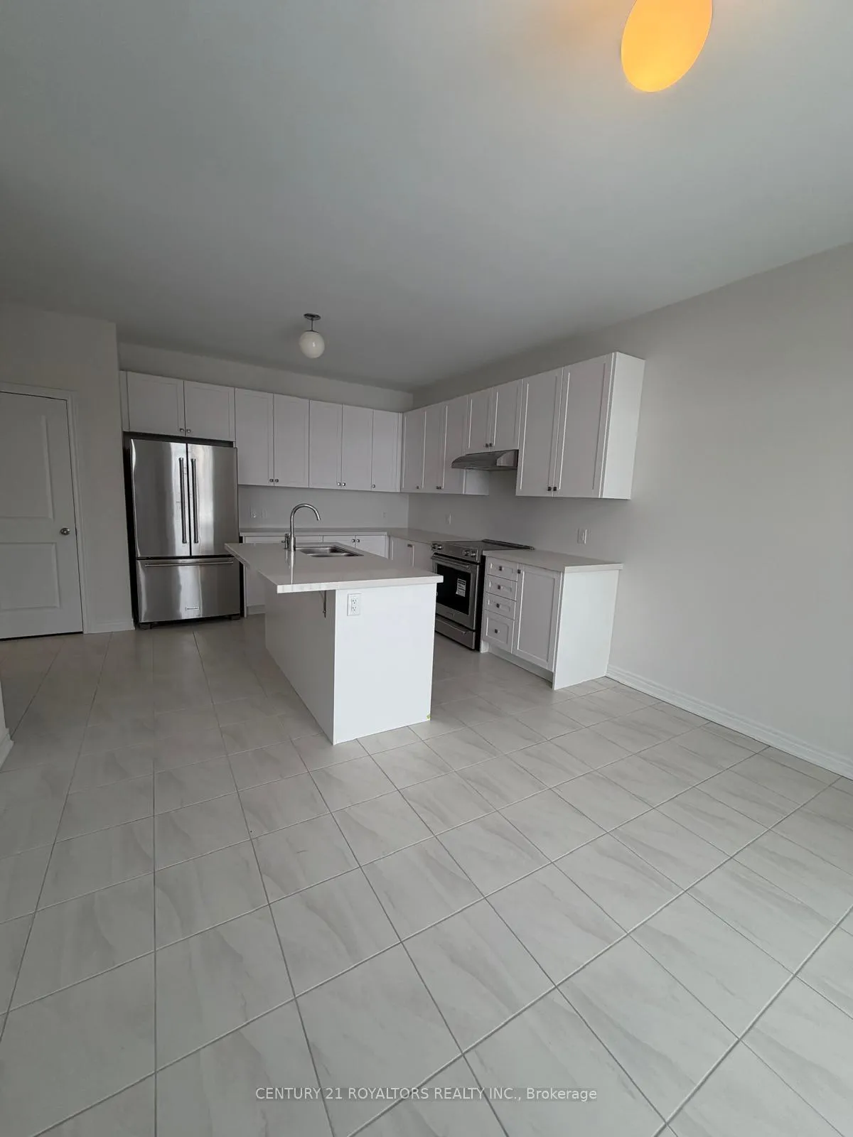 Photo 2 of 303 Trillium Court, Shelburne — HOMEH