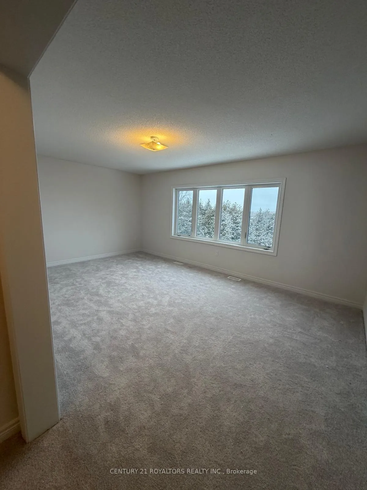 Photo 8 of 303 Trillium Court, Shelburne — HOMEH
