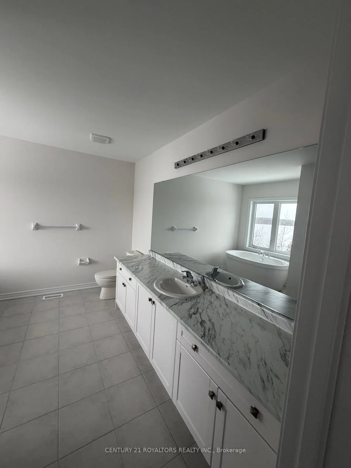 Photo 9 of 303 Trillium Court, Shelburne — HOMEH