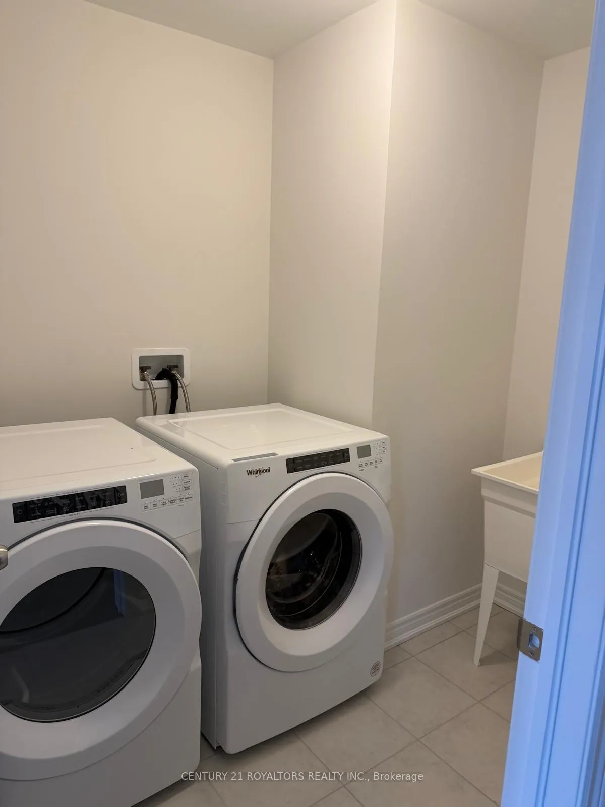 Photo 14 of 303 Trillium Court, Shelburne — HOMEH