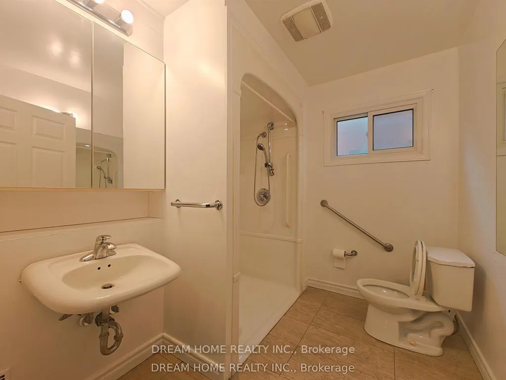 Photo 8 of 42 Emeline Crescent, Markham, Markham Village — HOMEH